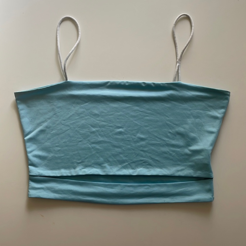 Blue spaghetti strap cropped shirt